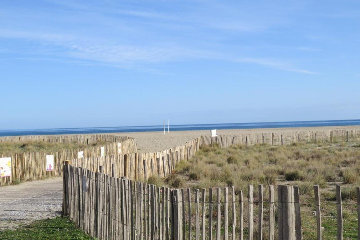studio 3 personnes accès direct plage - parking privé - 3TVP30 Le Barcarès Extérieur photo
