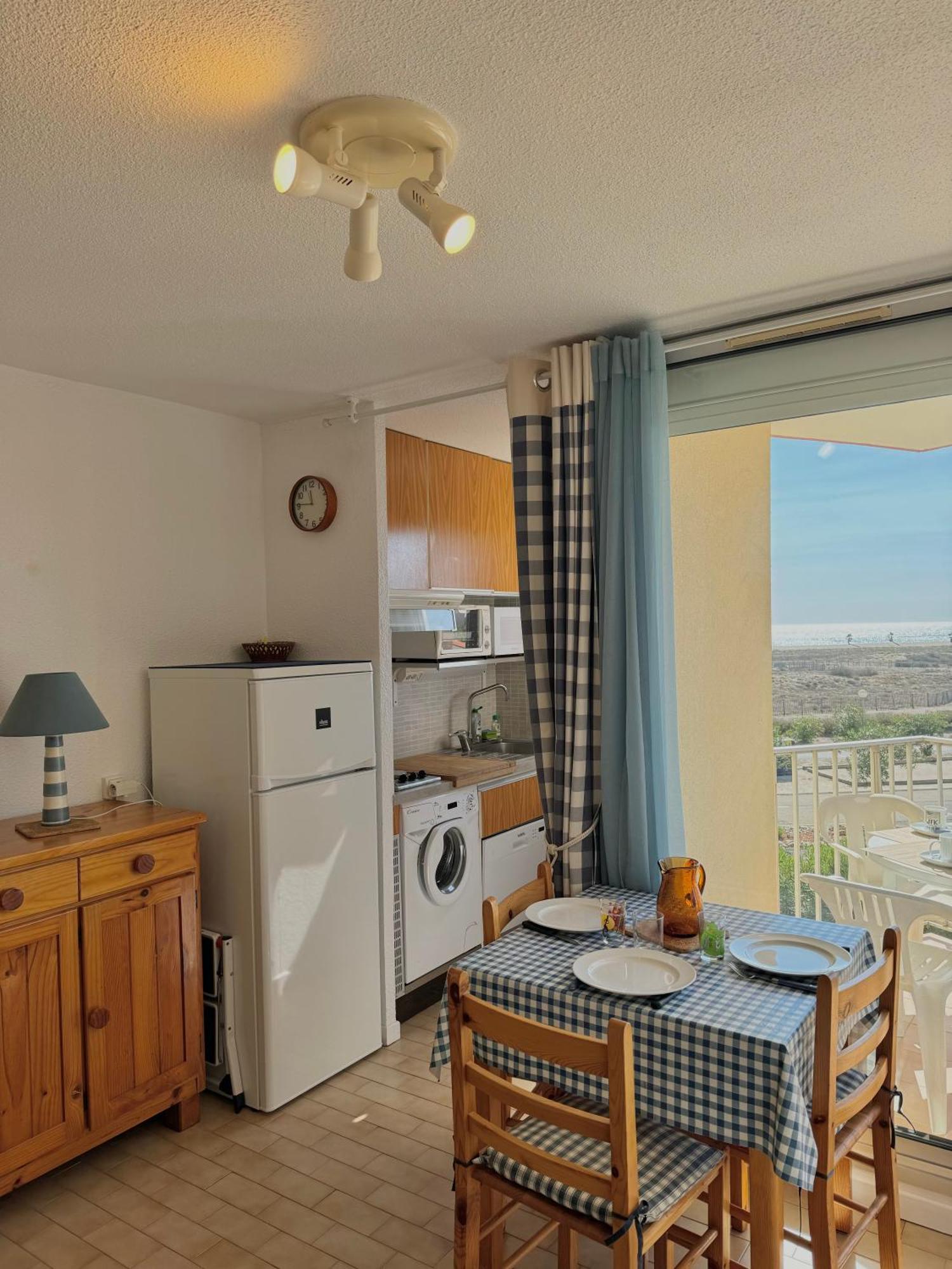 studio 3 personnes accès direct plage - parking privé - 3TVP30 Le Barcarès Extérieur photo