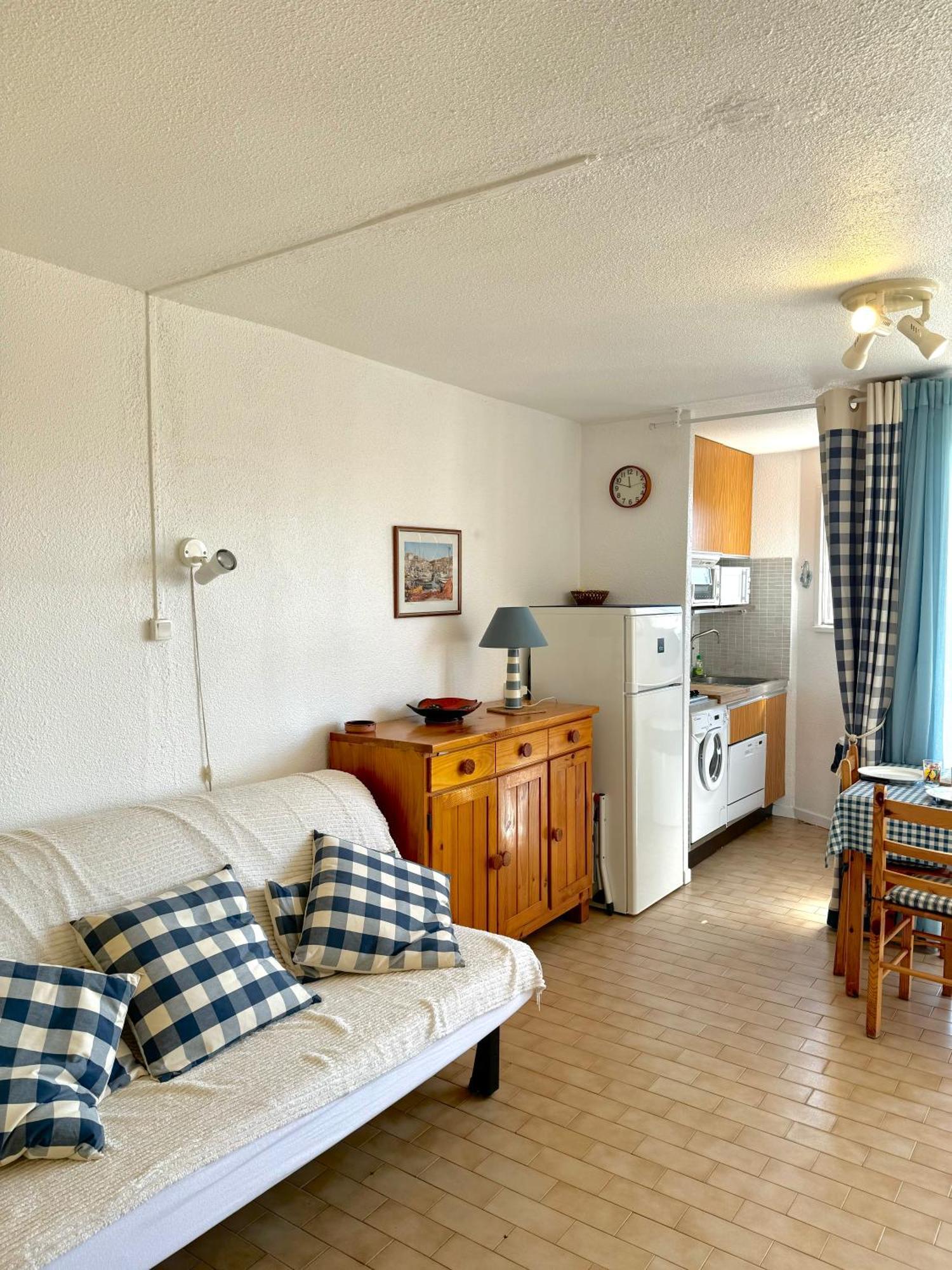studio 3 personnes accès direct plage - parking privé - 3TVP30 Le Barcarès Extérieur photo