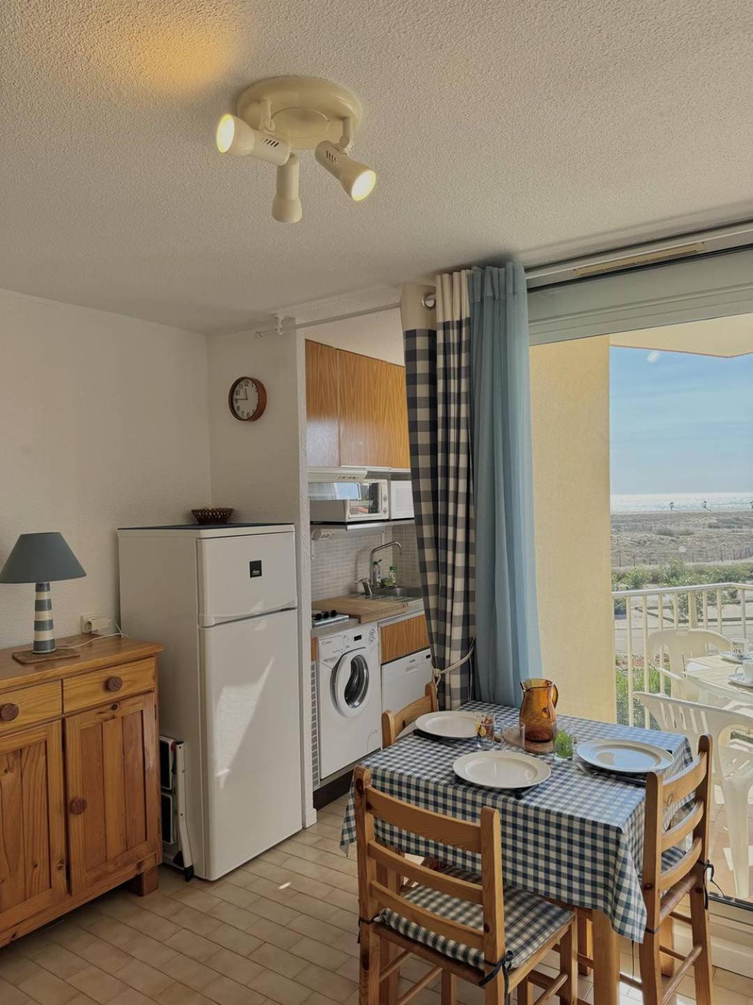 studio 3 personnes accès direct plage - parking privé - 3TVP30 Le Barcarès Extérieur photo